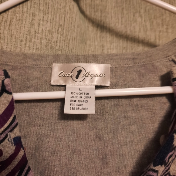 Soft and lovely Floral Cardigan size Large - Picture 2 of 4